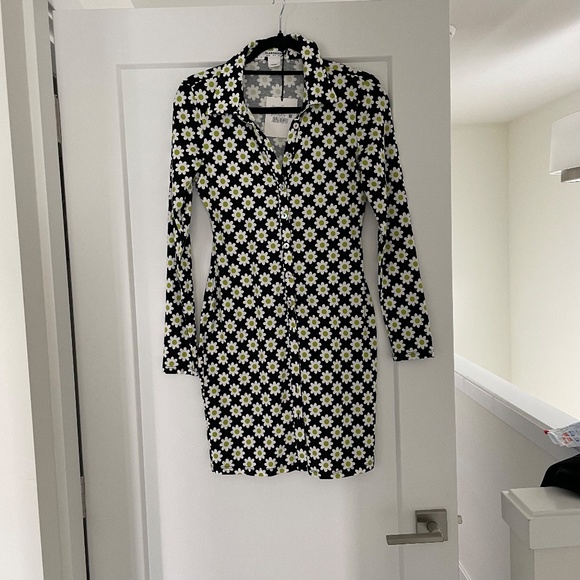 GLAMOROUS SIXTIES FLOWER JERSEY LONG SLEEVE BODYCON DRESS WITH COLLAR NWT 6 - Picture 5 of 14